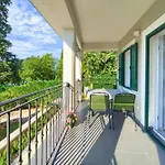 34 * Malinska